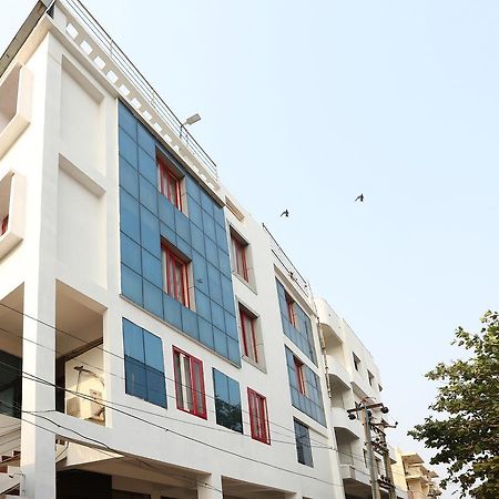 Oyo 3345 Shubham Beach Hotel Puri Kültér fotó