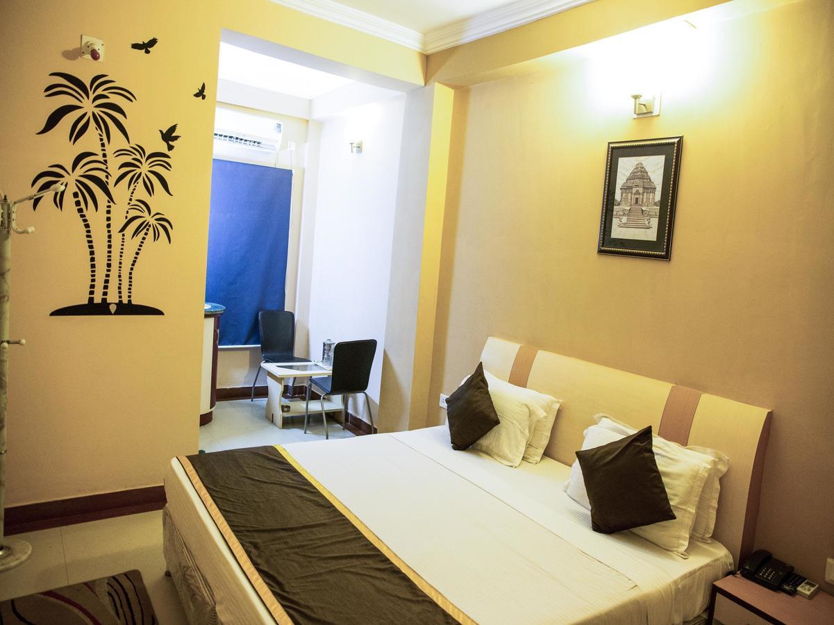 Oyo 3345 Shubham Beach Hotel Puri Kültér fotó