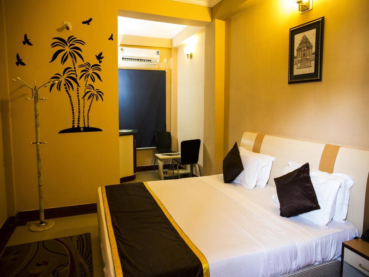 Oyo 3345 Shubham Beach Hotel Puri Kültér fotó