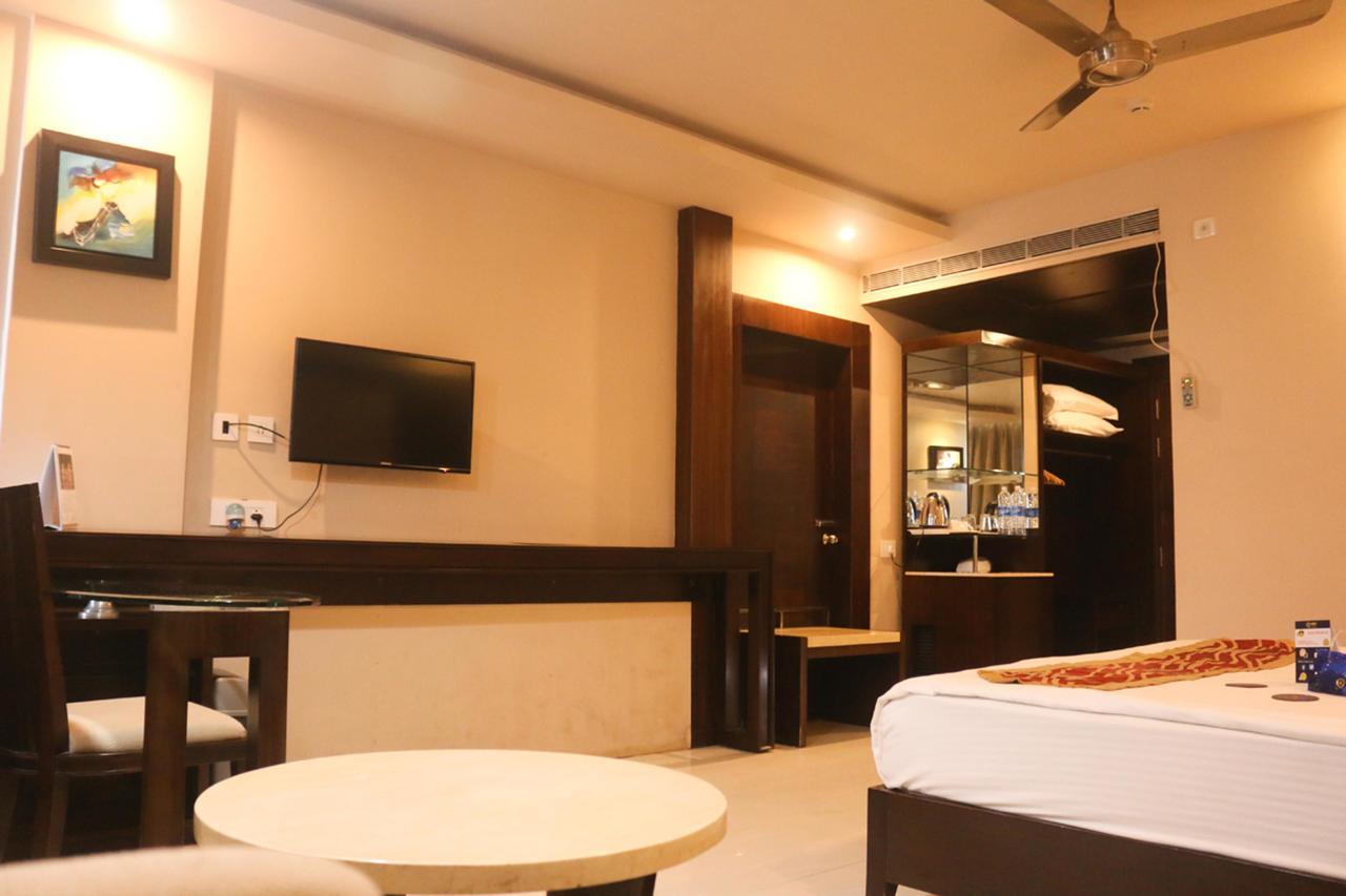 Oyo 3345 Shubham Beach Hotel Puri Kültér fotó