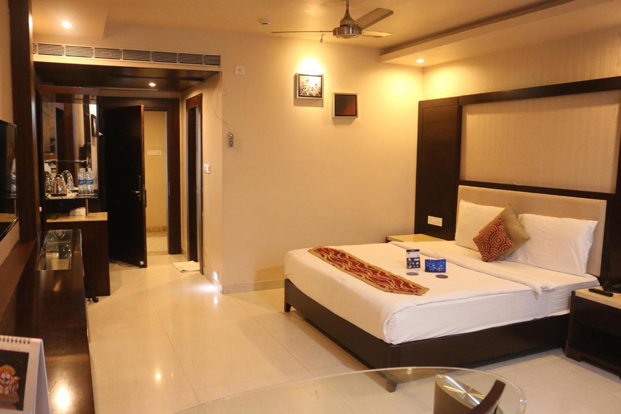 Oyo 3345 Shubham Beach Hotel Puri Kültér fotó