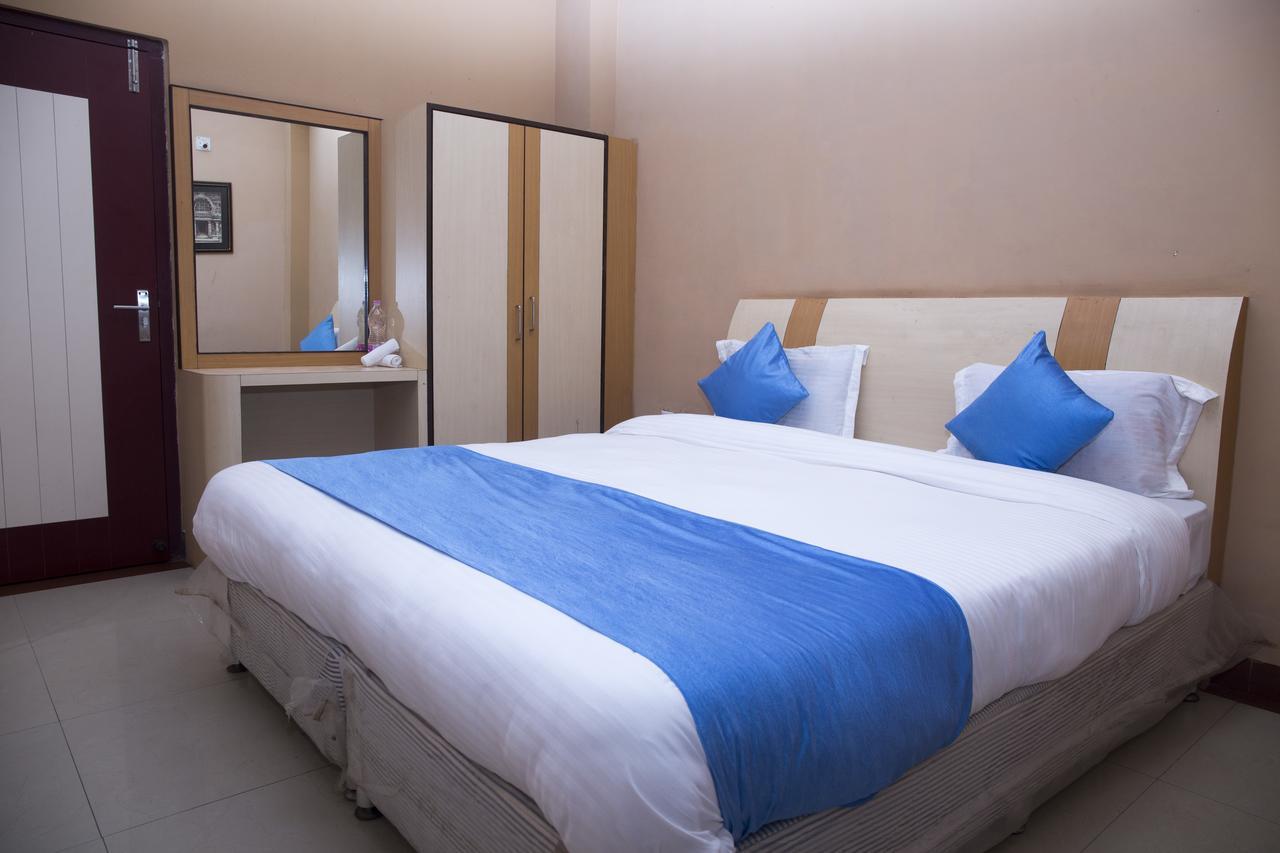 Oyo 3345 Shubham Beach Hotel Puri Kültér fotó